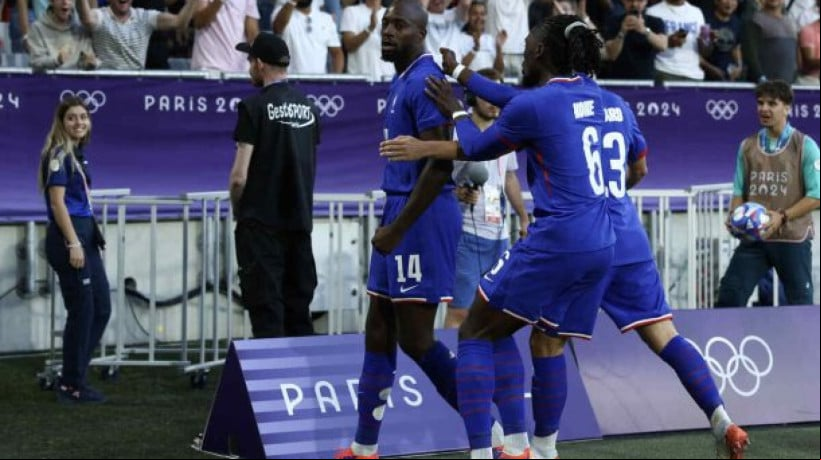 Donos da casa levam a melhor na 'final antecipada' e vão encarar o Egito na semifinal do futebol masculino nas Olimpíadas de Paris 