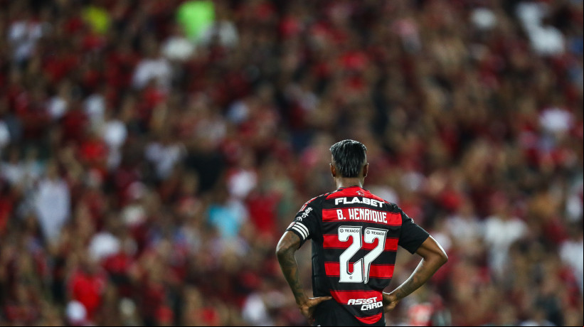Atacante Bruno Henrique no jogo Flamengo x Internacional, no Maracanã, pelo Campeonato Brasileiro Série A 2025