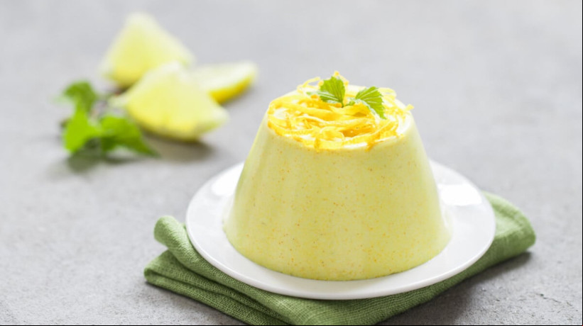 Pudim cremoso de limão (Imagem: Aksana Ban | Shutterstock)